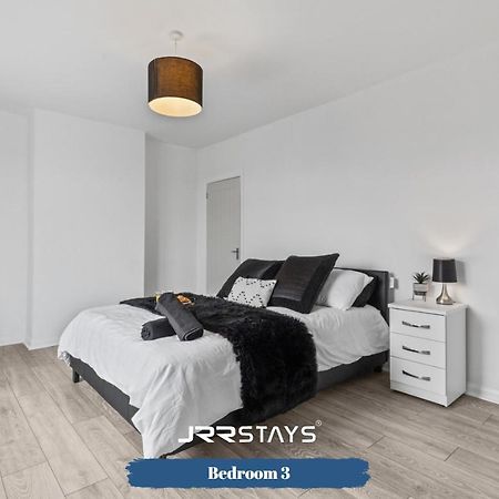 Nuneaton - Ideal 3 Bedroom, Wi-Fi Parking, Sleeps 6 - Jrr Stays Dış mekan fotoğraf