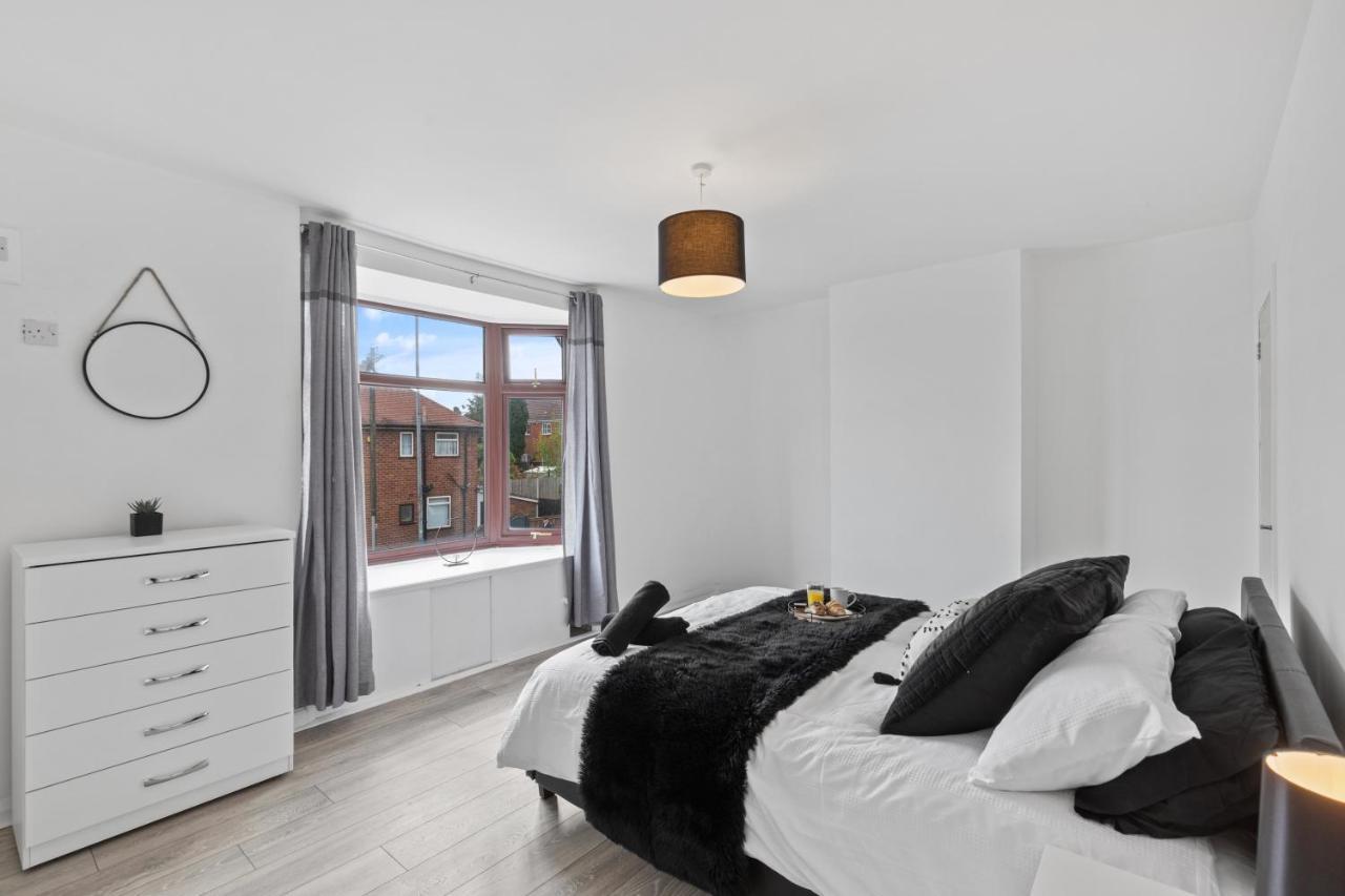 Nuneaton - Ideal 3 Bedroom, Wi-Fi Parking, Sleeps 6 - Jrr Stays Dış mekan fotoğraf